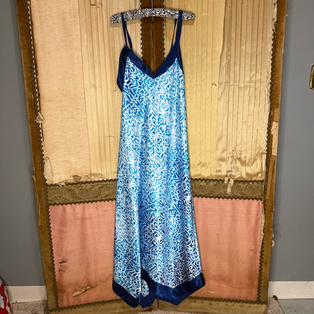 Oscar de La Renta Pink Label Blue and white silk slip dress